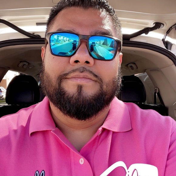 Meet your Posher, David - Picture 3 of 3